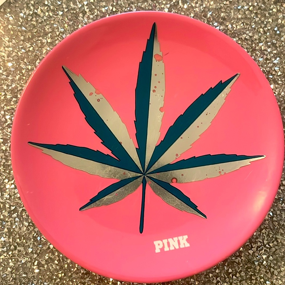 VS PINK Coco Chill Trinket Tray